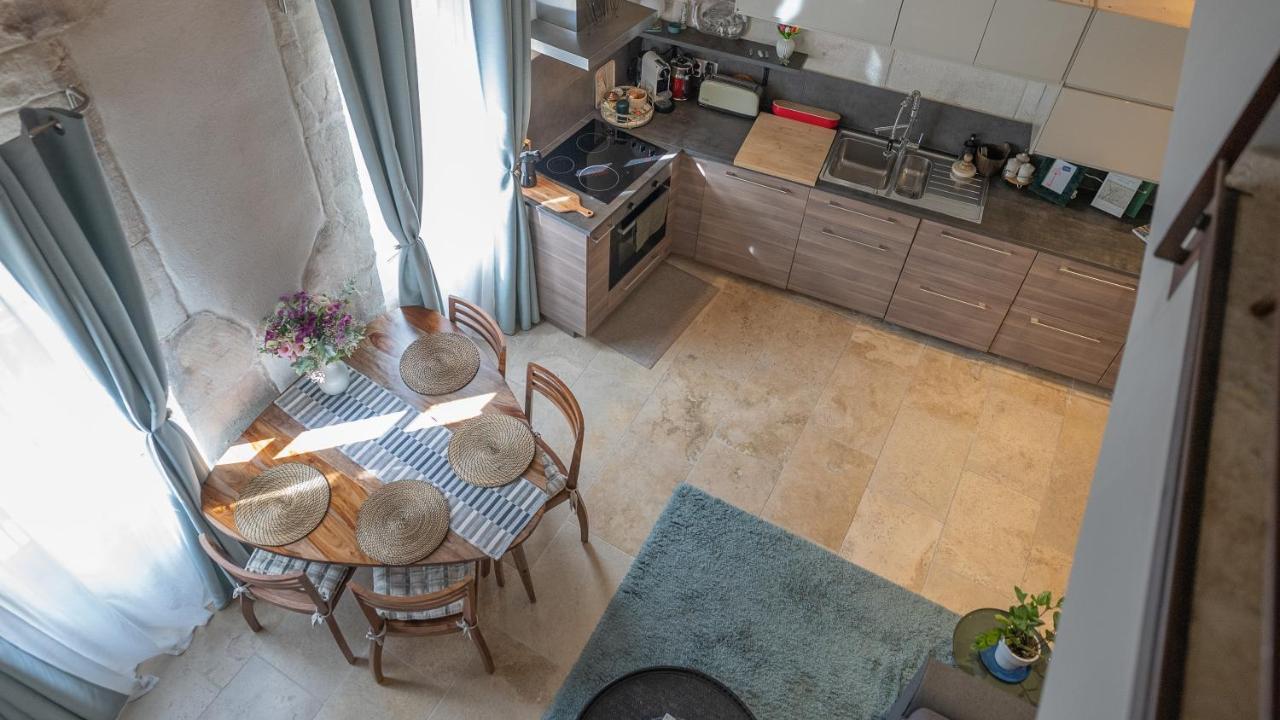 Duplex Calme Et Climatise Au Centre Historique